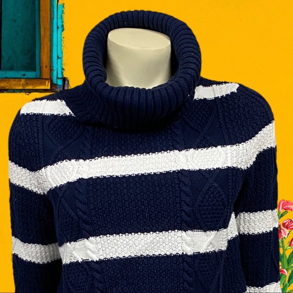GAP turtleneck sweater - Picture 2 of 5